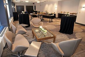 Courtyard by Marriott Downtown Toronto