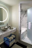 The Valorian Los Angeles, Curio Collection by Hilton