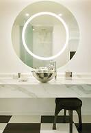 The Valorian Los Angeles, Curio Collection by Hilton
