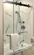 The Valorian Los Angeles, Curio Collection by Hilton