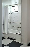 The Valorian Los Angeles, Curio Collection by Hilton