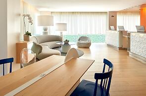The Valorian Los Angeles, Curio Collection by Hilton