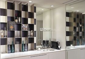 The Valorian Los Angeles, Curio Collection by Hilton