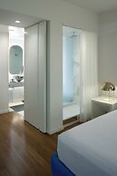 The Valorian Los Angeles, Curio Collection by Hilton