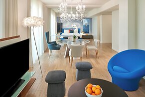 The Valorian Los Angeles, Curio Collection by Hilton