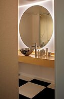 The Valorian Los Angeles, Curio Collection by Hilton