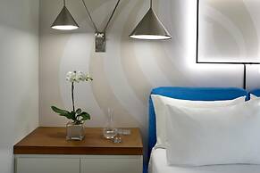 The Valorian Los Angeles, Curio Collection by Hilton