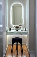 The Valorian Los Angeles, Curio Collection by Hilton