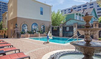 Club Wyndham Avenue Plaza