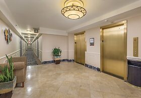 Club Wyndham Avenue Plaza