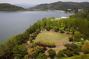 Lahan Select Gyeongju