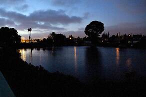 Coral Reef Inn & Suites