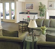 Coral Reef Inn & Suites