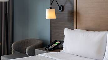 Holiday Inn Kingston Waterfront by IHG