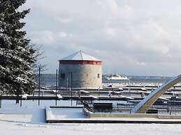 Holiday Inn Kingston Waterfront by IHG