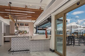 Holiday Inn Kingston Waterfront by IHG