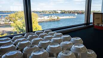 Holiday Inn Kingston Waterfront by IHG