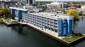 Holiday Inn Kingston Waterfront by IHG