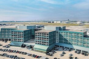 Sheraton Gateway Hotel In Toronto International Airport