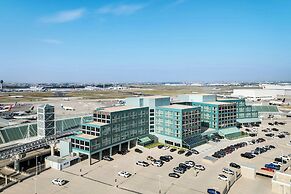 Sheraton Gateway Hotel In Toronto International Airport