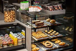 Sheraton Gateway Hotel In Toronto International Airport