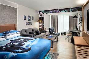 Sheraton Gateway Hotel In Toronto International Airport