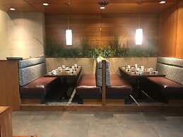 Best Western Premier Chateau Granville Hotel & Suites & Conf. Centre