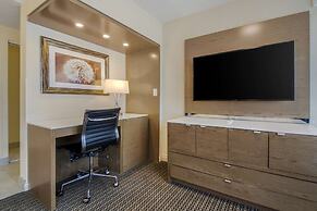 Best Western Premier Chateau Granville Hotel & Suites & Conf. Centre