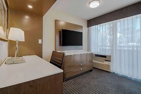 Best Western Premier Chateau Granville Hotel & Suites & Conf. Centre