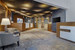 Best Western Premier Chateau Granville Hotel & Suites & Conf. Centre