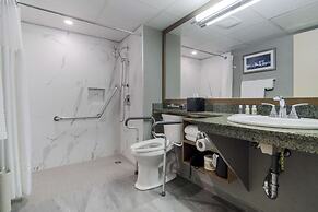 Best Western Premier Chateau Granville Hotel & Suites & Conf. Centre