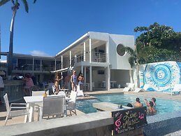 Seaview Beach Hotel