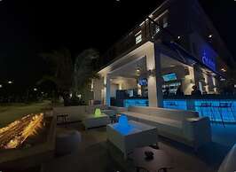 Seaview Beach Hotel