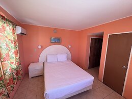 Seaview Beach Hotel