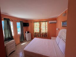 Seaview Beach Hotel