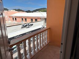 Seaview Beach Hotel