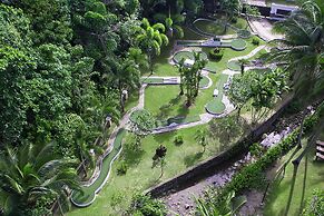 Le Meridien Phuket Beach Resort