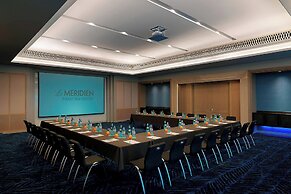 Le Meridien Phuket Beach Resort