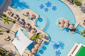 Le Meridien Phuket Beach Resort