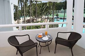 Le Meridien Phuket Beach Resort