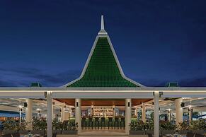 Le Meridien Phuket Beach Resort