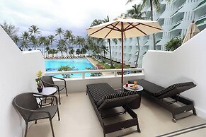 Le Meridien Phuket Beach Resort