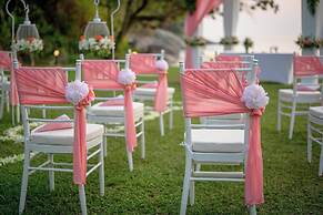 Le Meridien Phuket Beach Resort