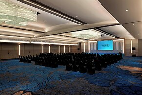 Le Meridien Phuket Beach Resort