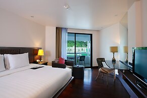 Le Meridien Phuket Beach Resort