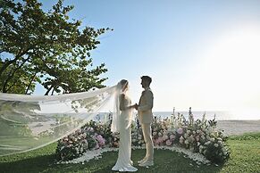 Le Meridien Phuket Beach Resort