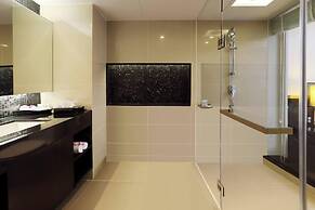 Le Meridien Phuket Beach Resort