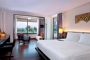 Le Meridien Phuket Beach Resort