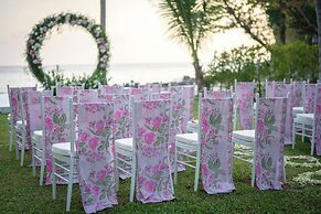 Le Meridien Phuket Beach Resort