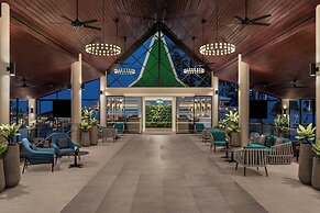 Le Meridien Phuket Beach Resort